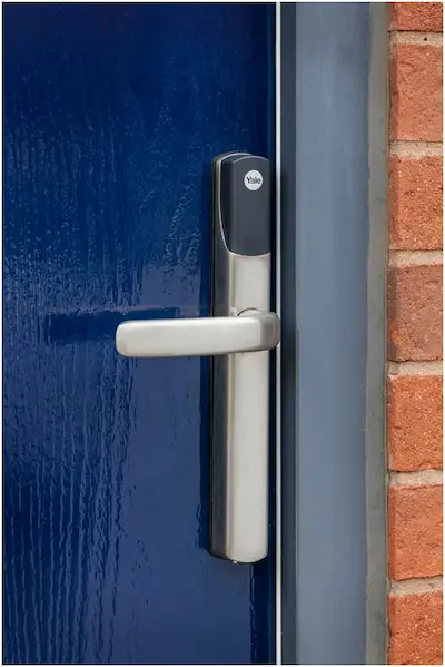 Yale smart lock handle installed on a blue UPVC door – keyless electronic door lock fitted by Dee Valley Locksmiths in Wrexham, Chester and Shrewsbury